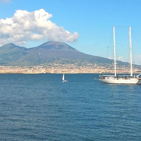 Napoli Storia E Mare Bed & Breakfast Exterior photo
